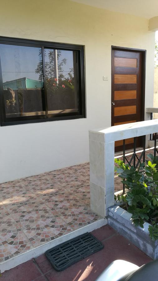 Airport View Hotel Vigan Exterior foto